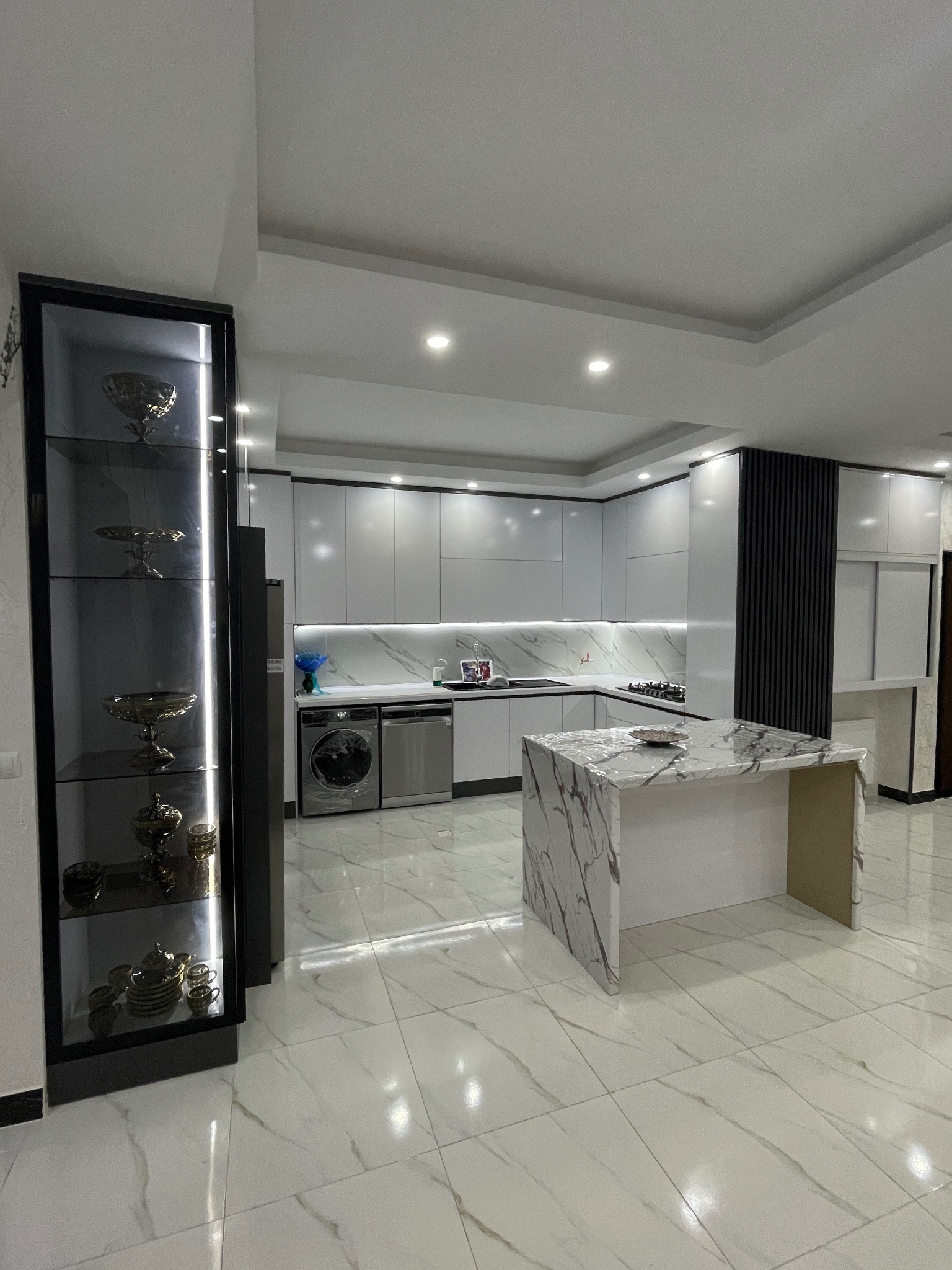 تولید کابینت تخت و کمد موسوی