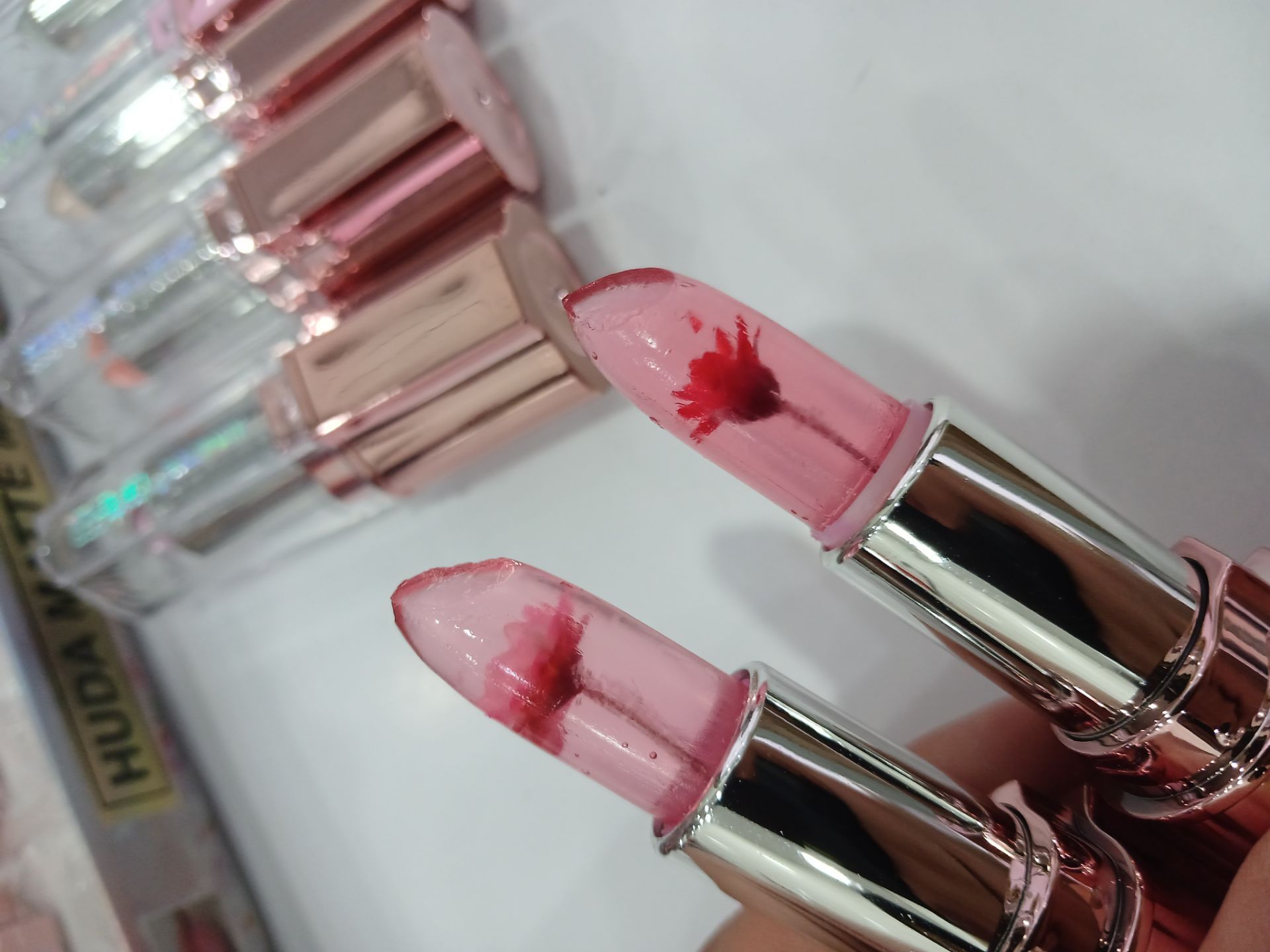 فروش لوازم آرایشی سارا