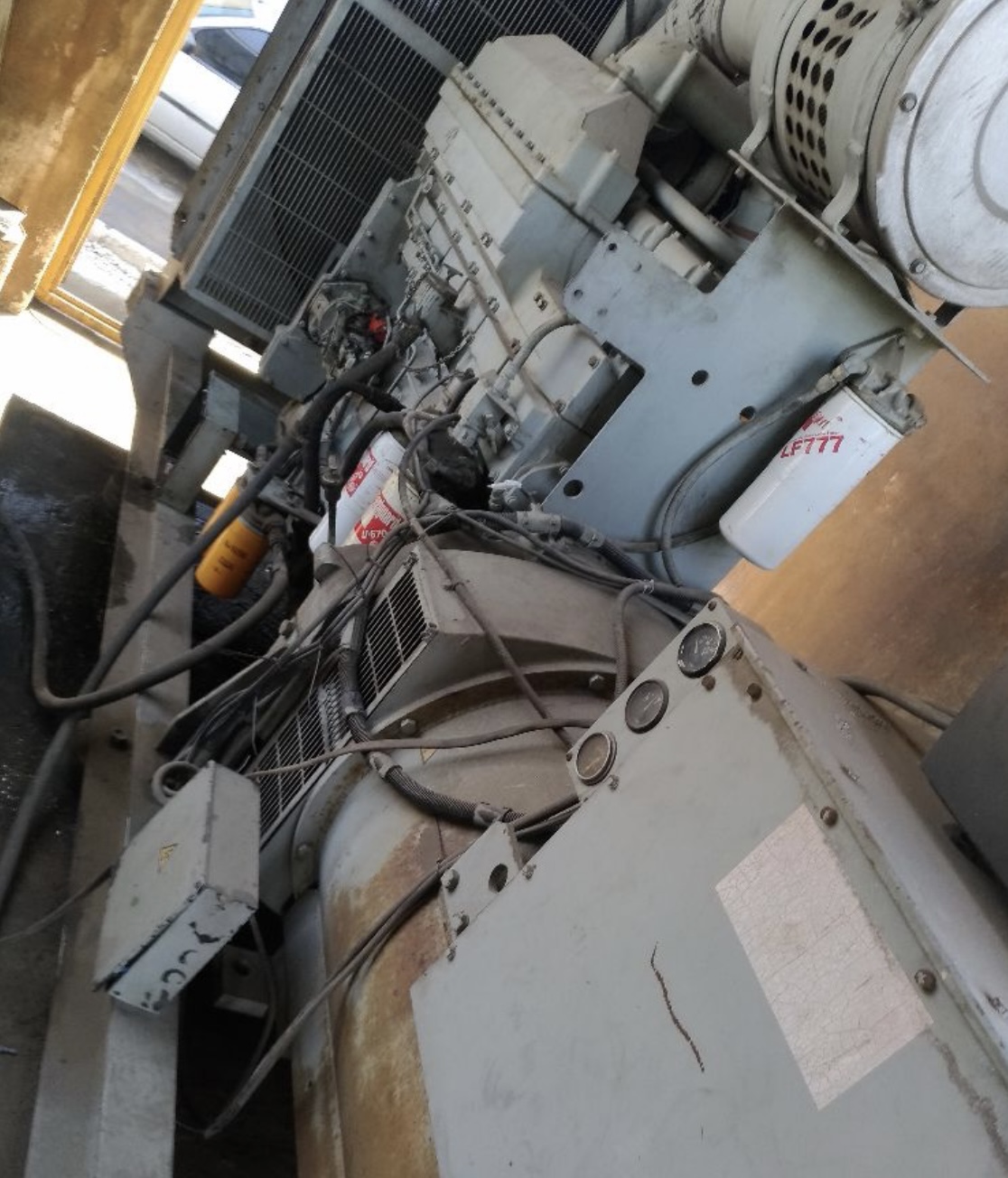 خدمات تعمیر و سرویس ژنراتور و موتور برق