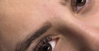 خدمات اکستنشن مژه و لیفت ابرو