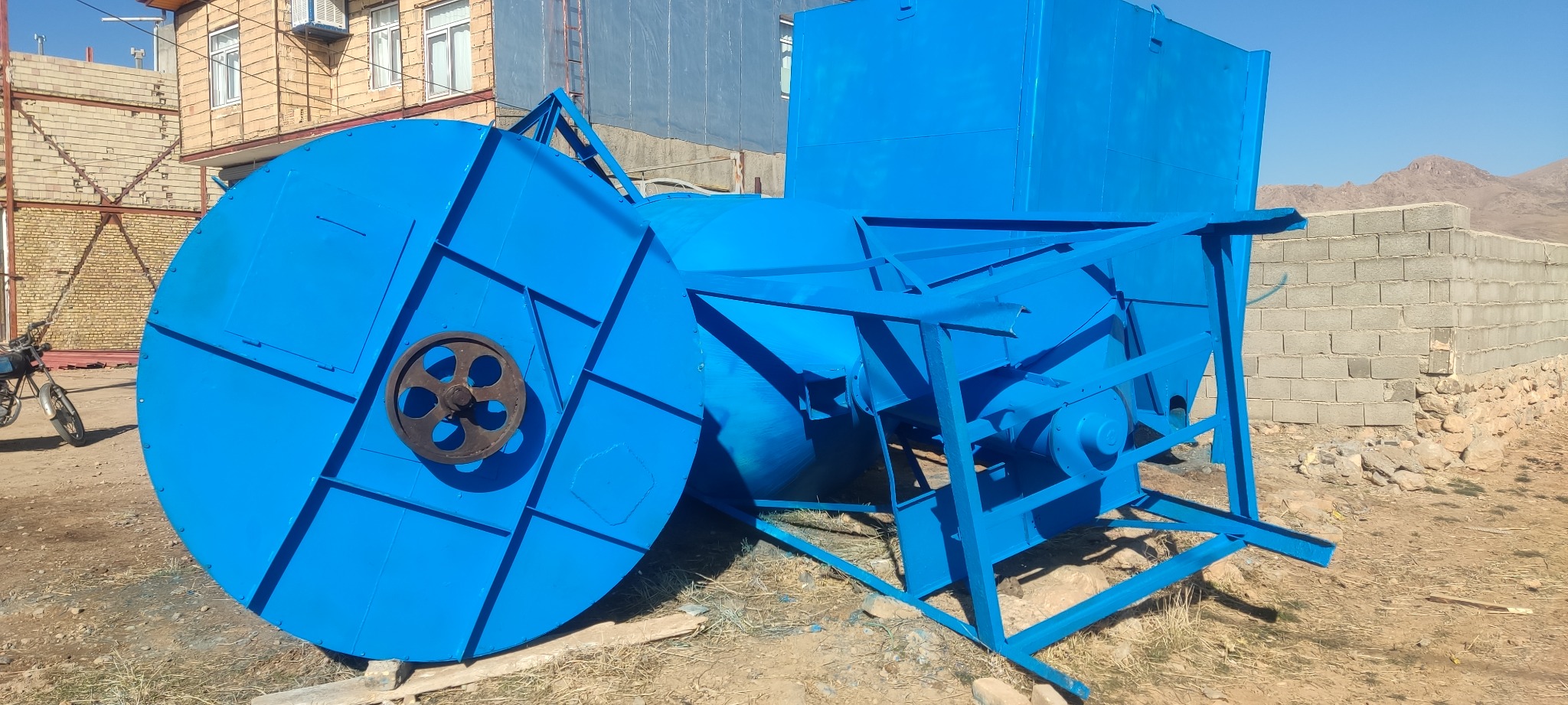 تجهیزات مرغداری  ماکیان صنعت