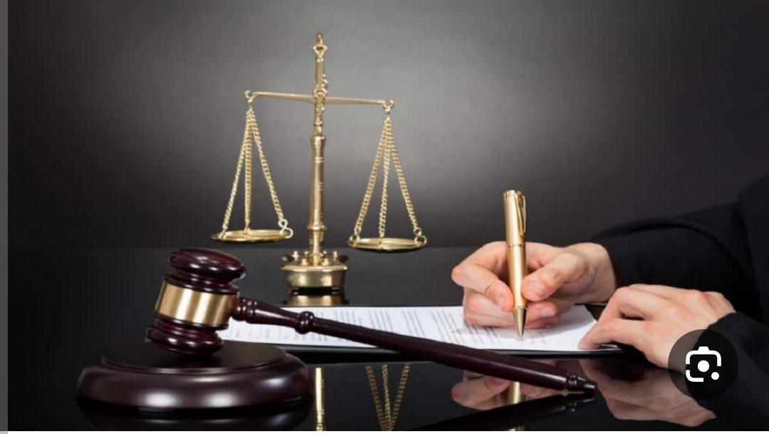 فریدون طاهری وکیل پایه یک دادگستری