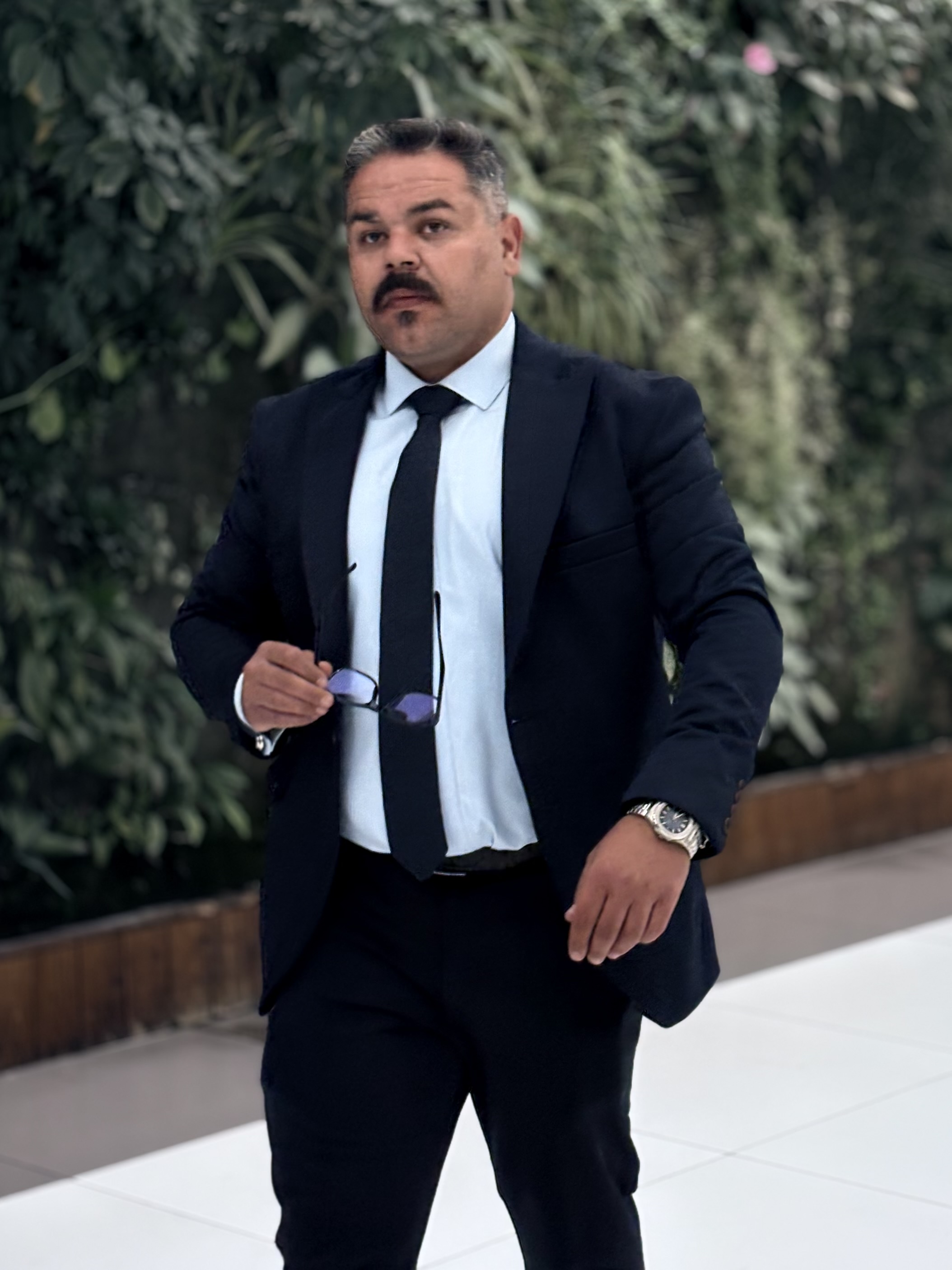 وکیل دادگستری داود ظریف