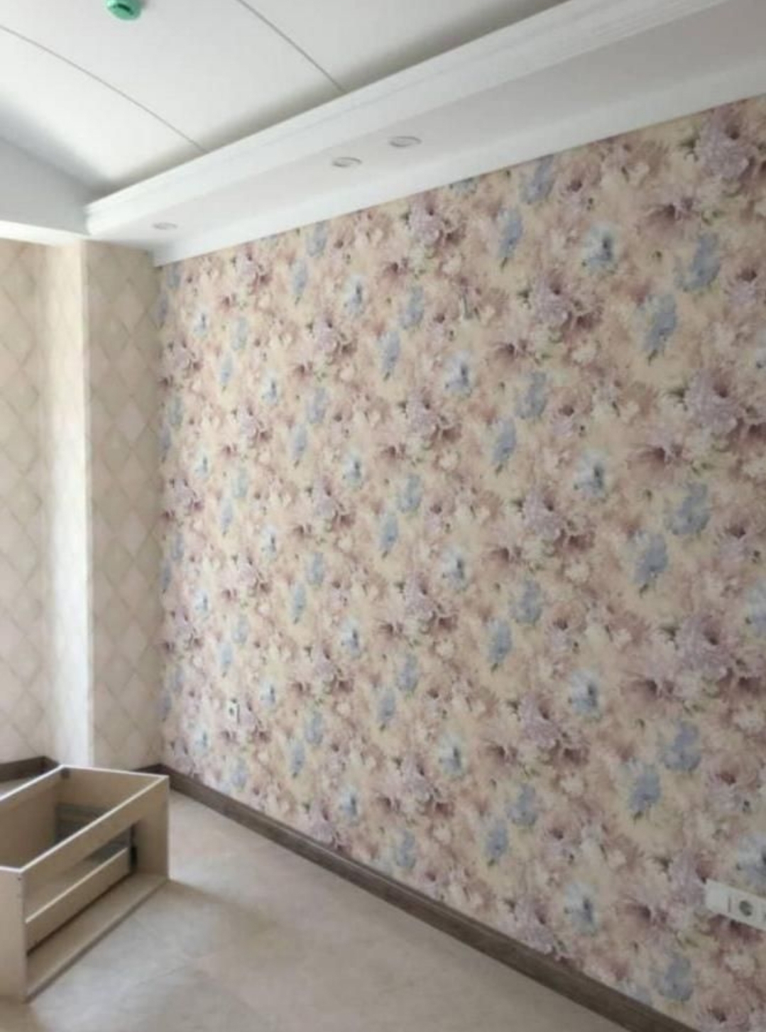 نقاشی ساختمان و کاغذدیواری