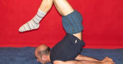 آموزش یوگا و مدیتیشن