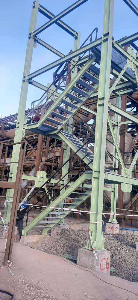 سازنده انواع سازه های فلزی و تجهیزات صنعتی