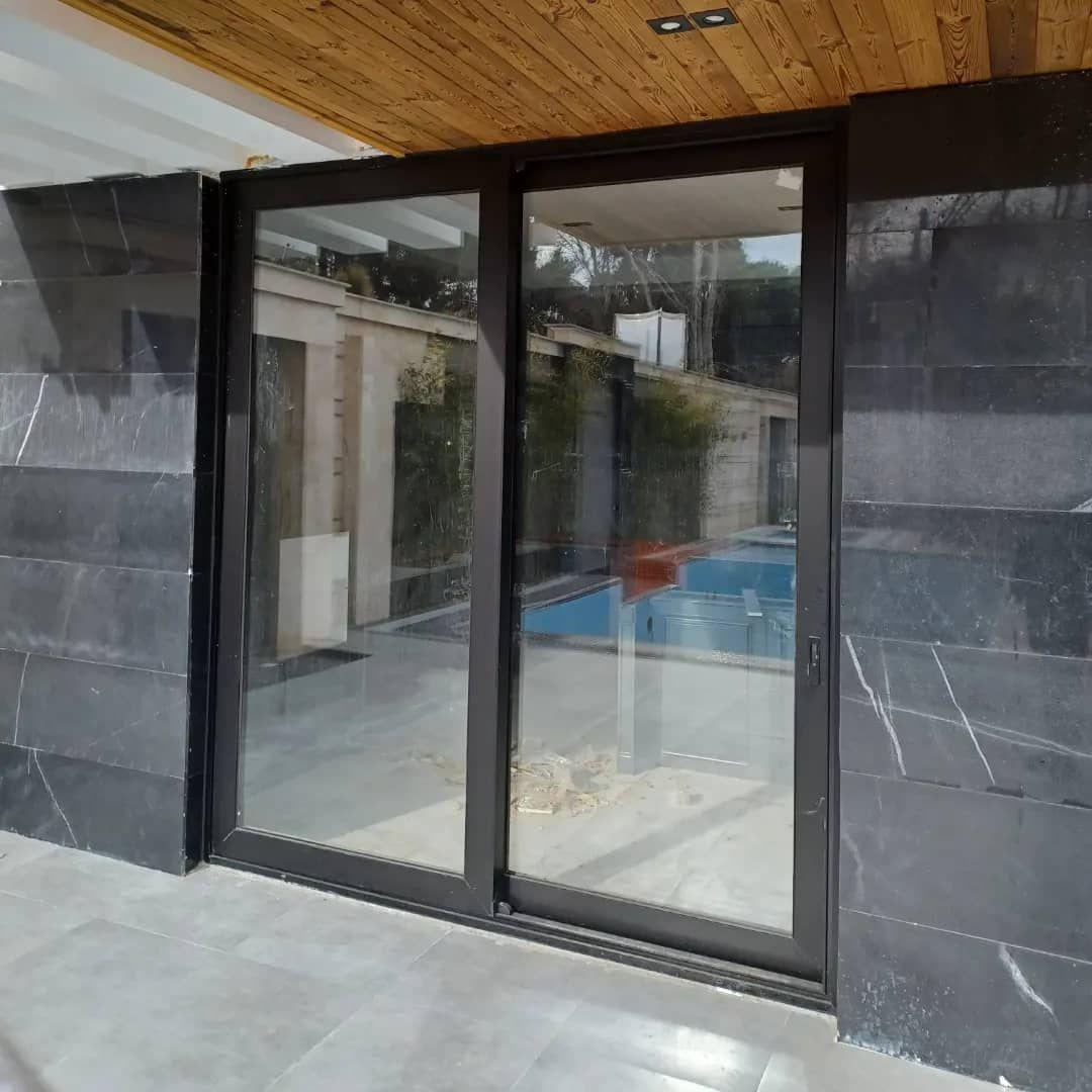 درب و پنجره aluwindoor