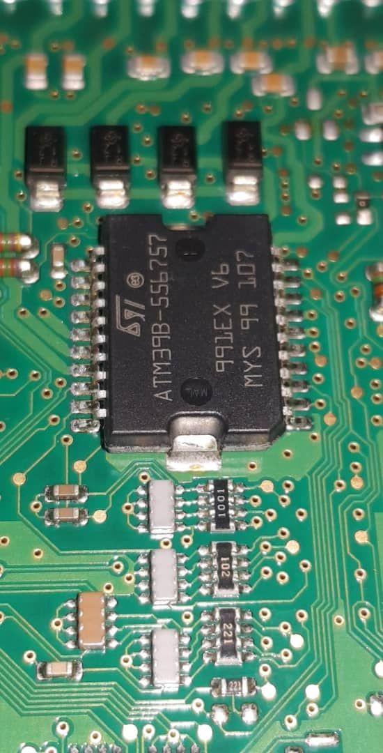 خدمات برق والکترونیک خودرو