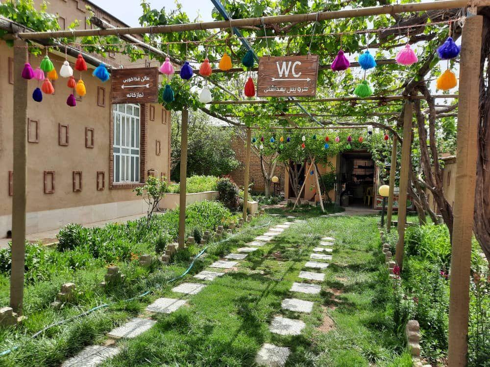 اقامتگاه بوم‌گردی و رستوران سنتی گردو (شیقون)