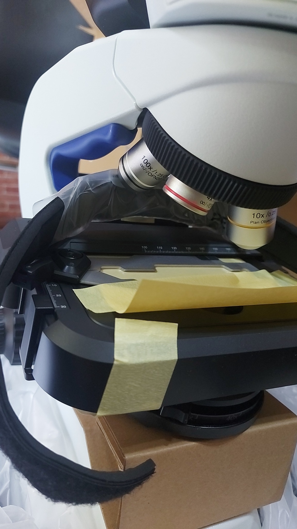 تجهیزات آزمایشگاهی و پزشکی