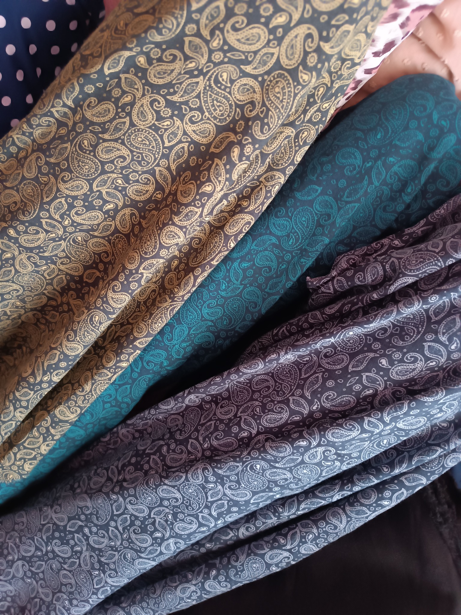 پارچه فروشی چراغی