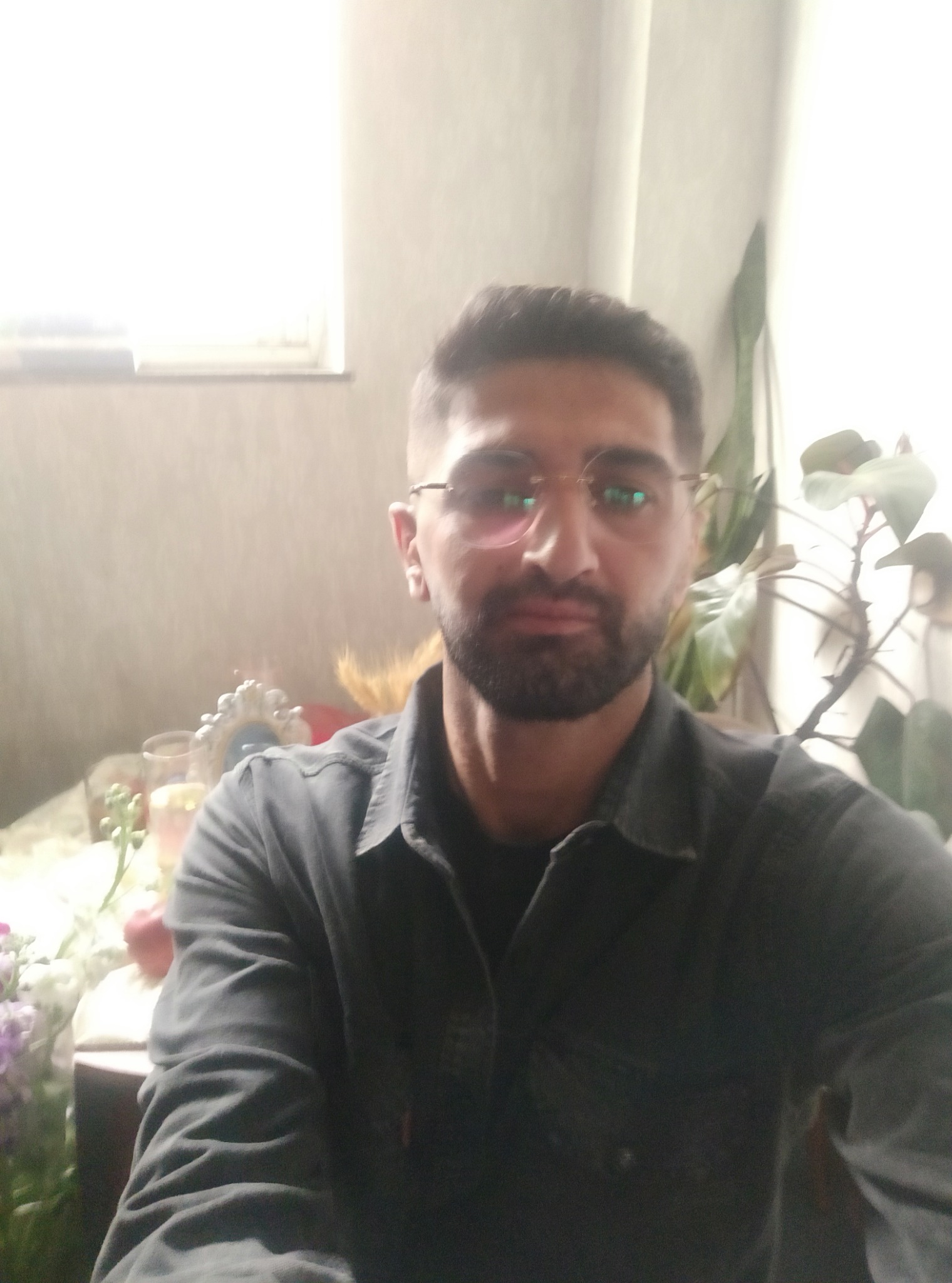 اتومکانیک سید رضا تعمیر موتور گیربگس چرخ