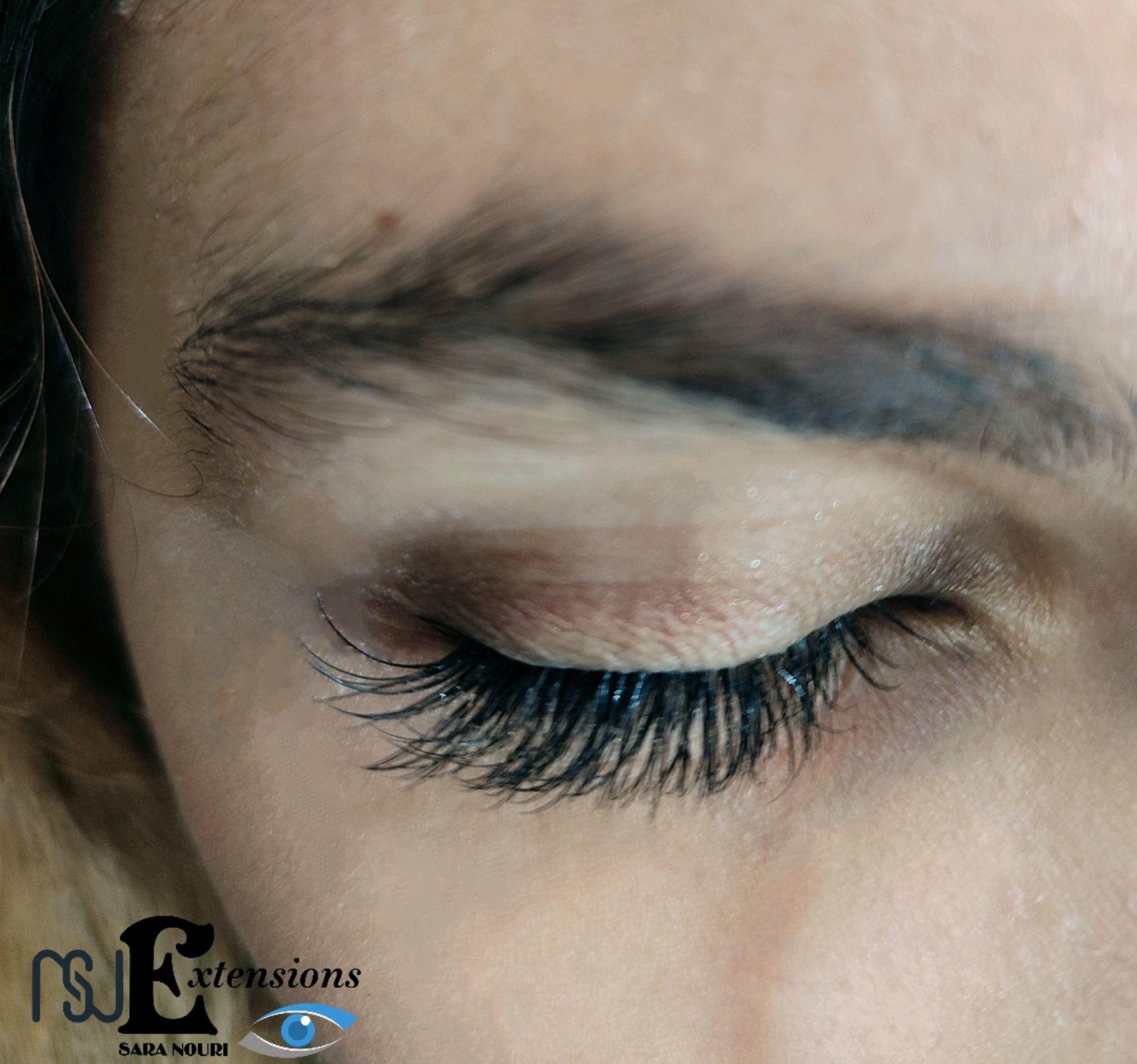 اکستنشن مژه نوری