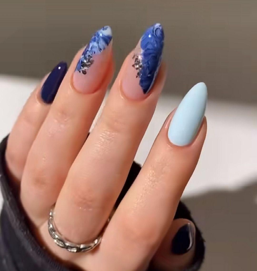 خدمات کاشت ناخن افکت