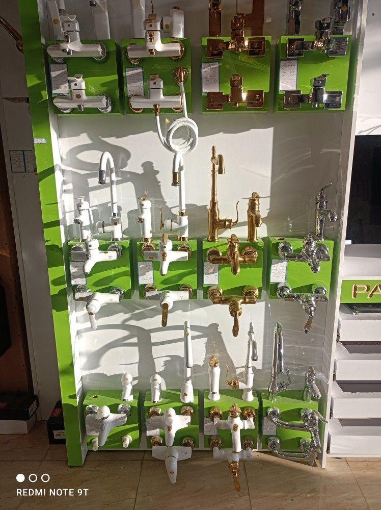 فروشگاه کاشی و سرامیک لیپار(سالاری)