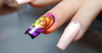 کاشت ناخن فرناز مرادی