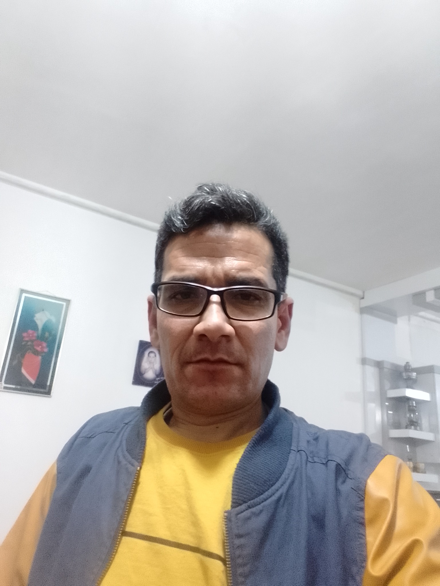 کارواش جعفرقربانیان