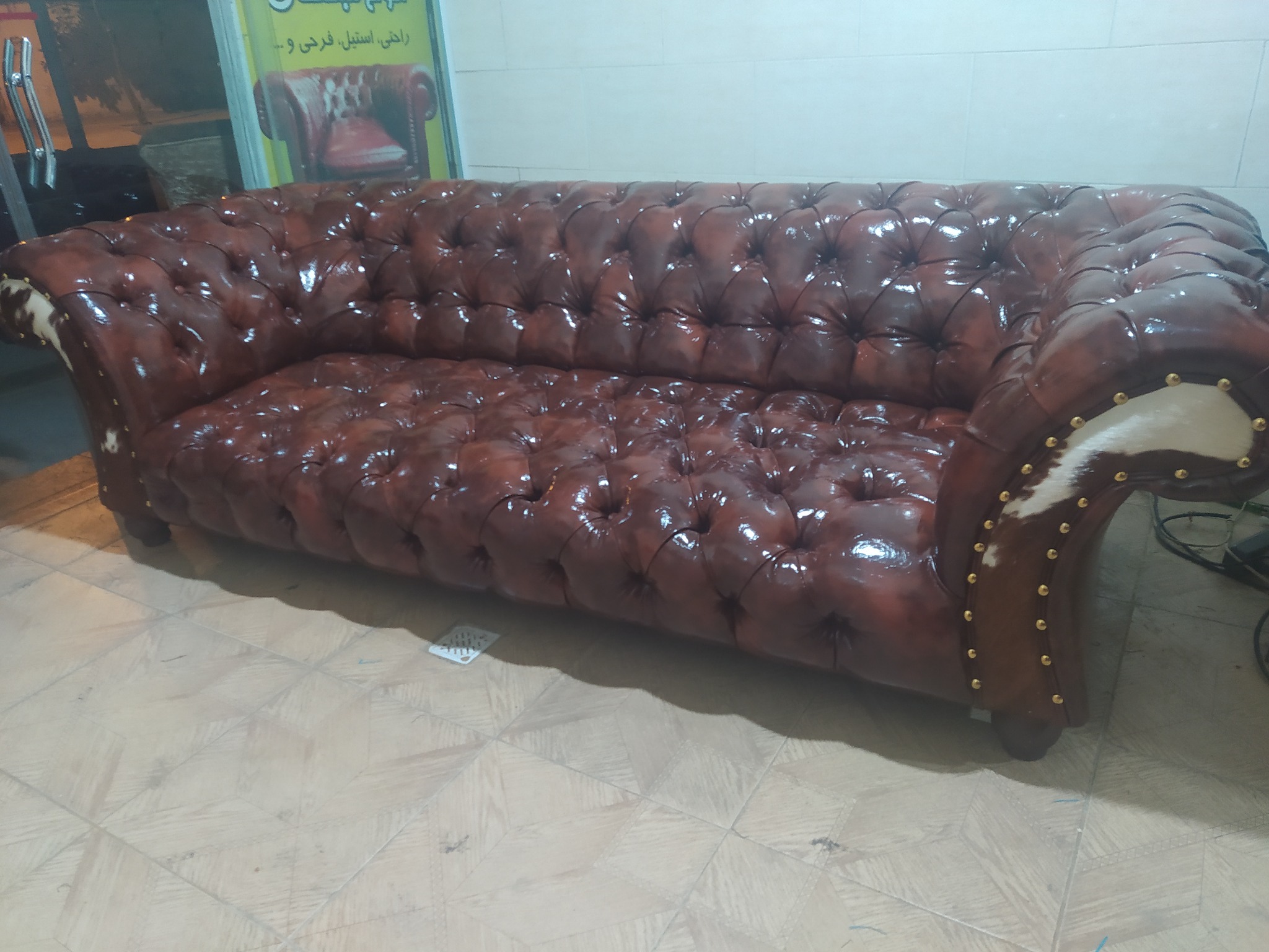 تعمیرات وتعویض روکش مبل مجید