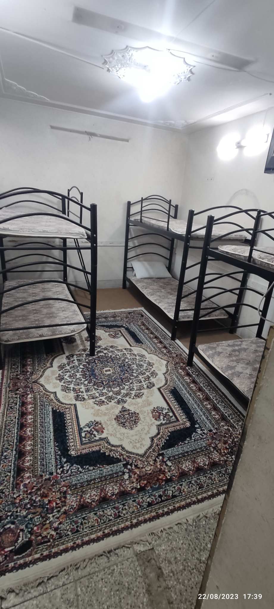 خوابگاه دانشجویی دخترانه رها فلاورجان