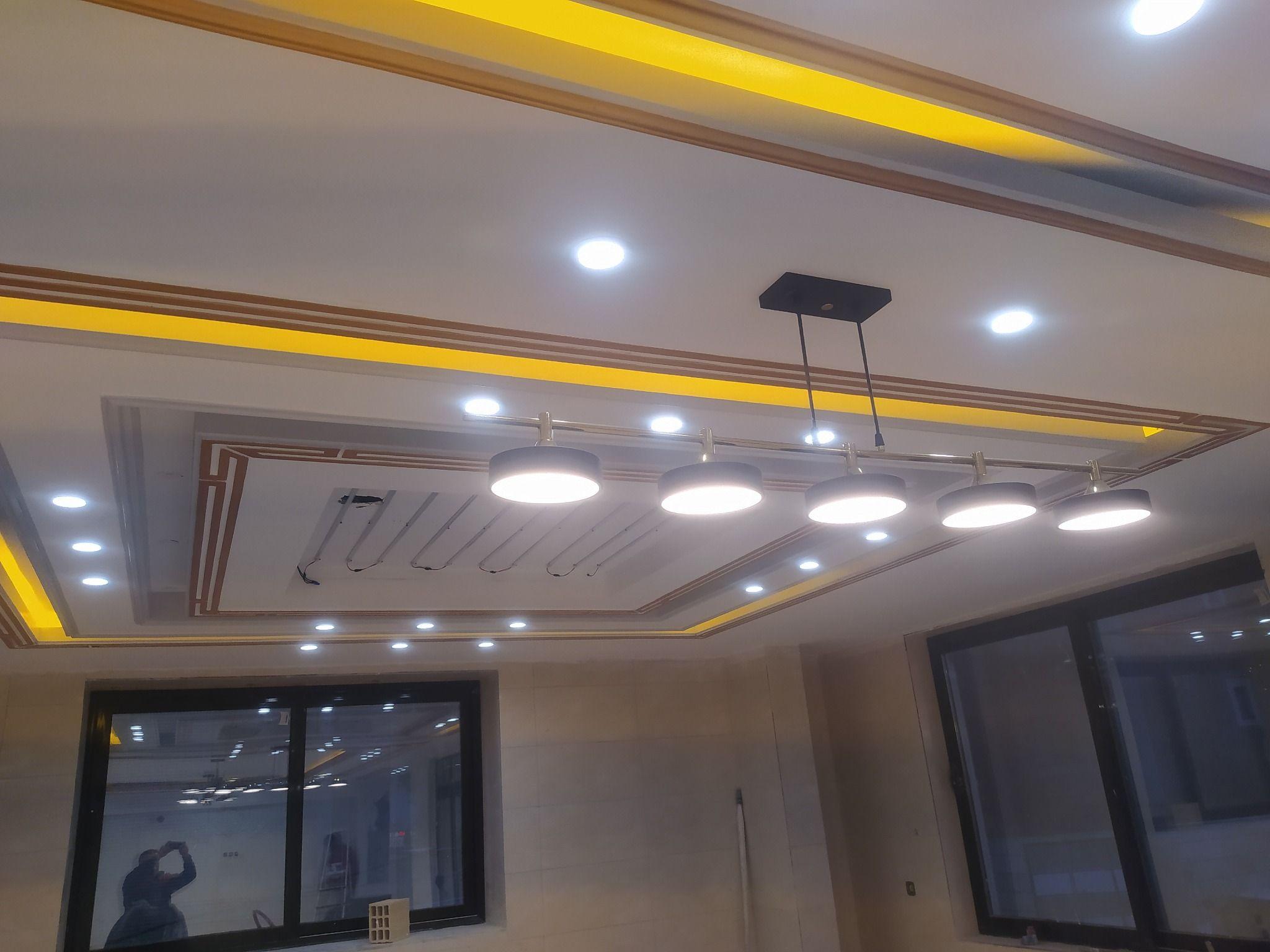 خدمات و تاسیسات برق ساختمان قائدی