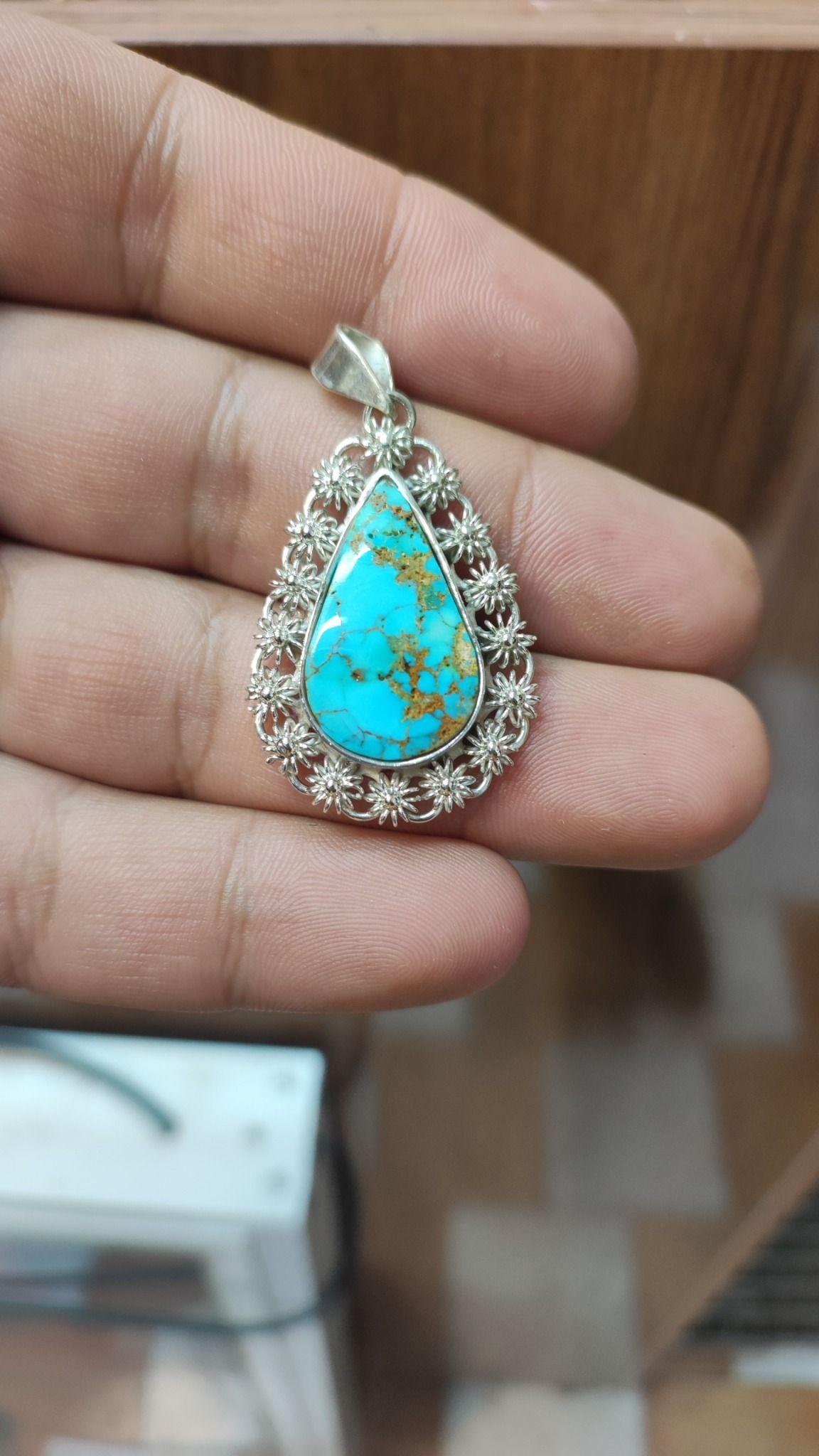 گالری نقره و فیروزه ملکوتی