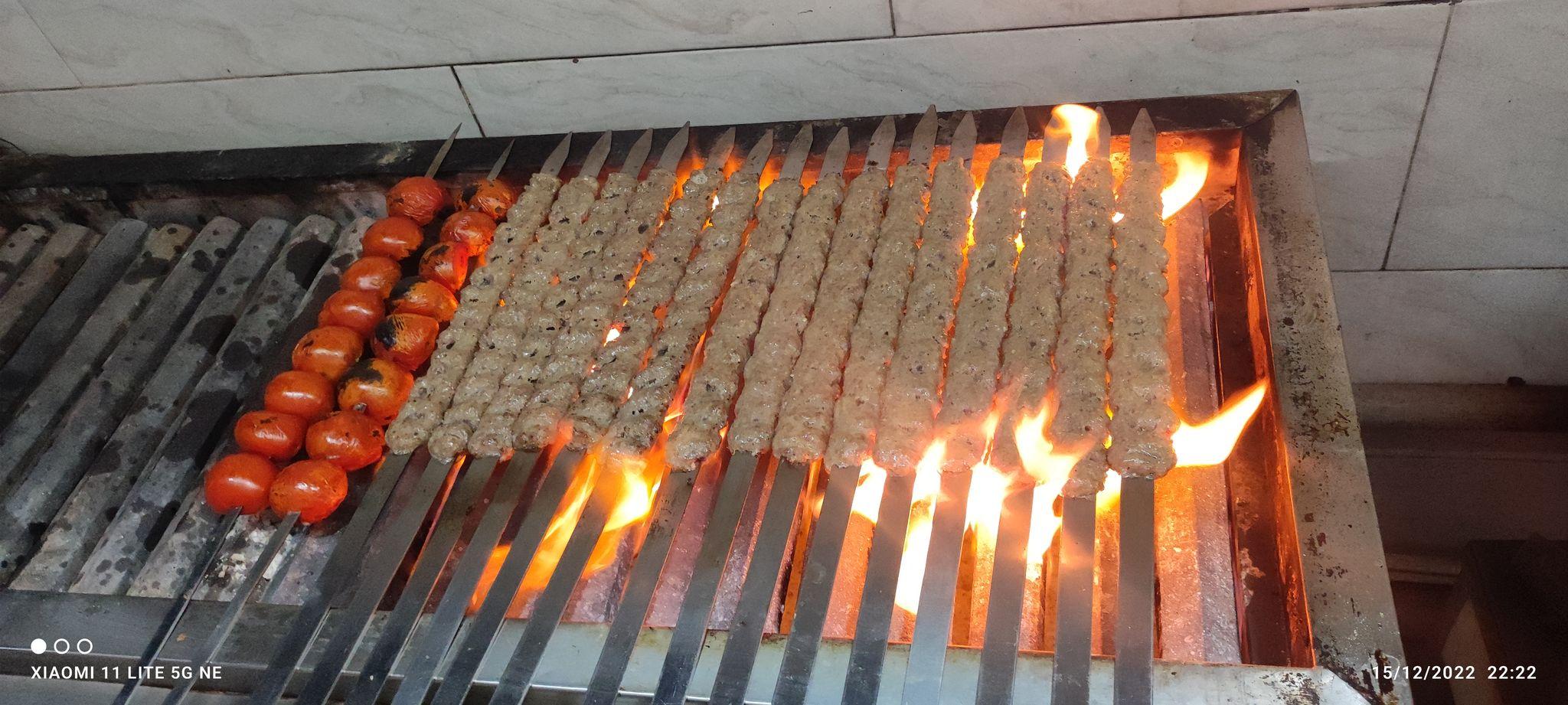 رستوران بلوط