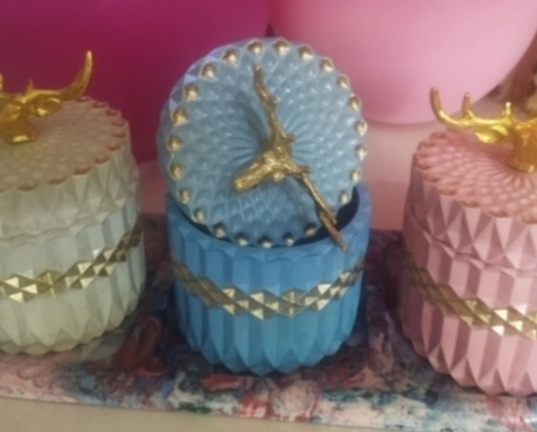 محصولات دکوری آزاده