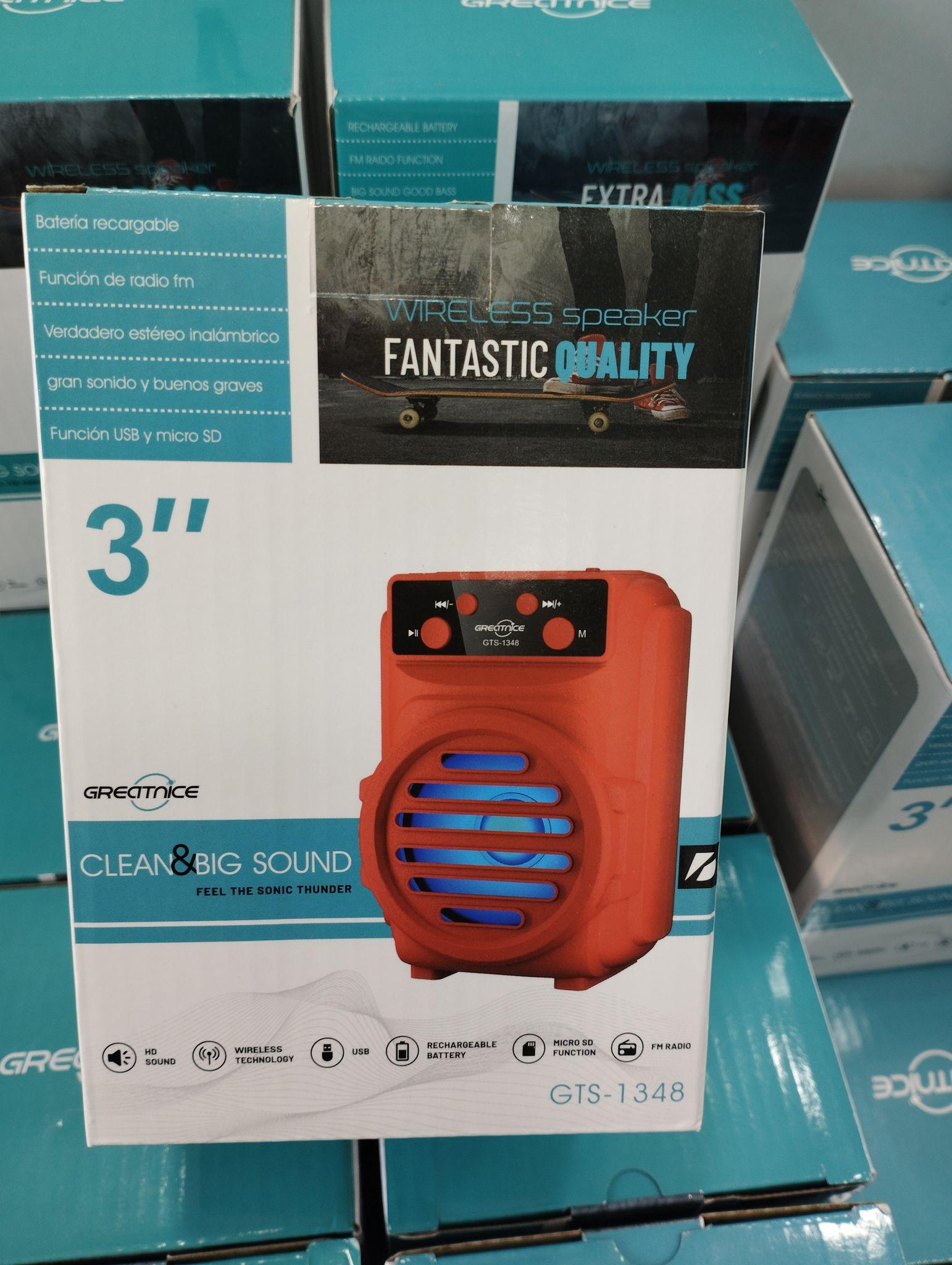 فروش لوازم جانبی موبایل و اسپیکر اکبری