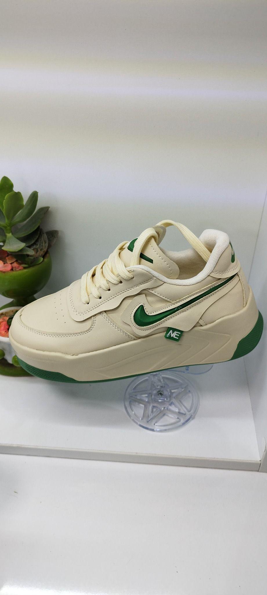 فروشگاه کفش زنانه سپه سالار