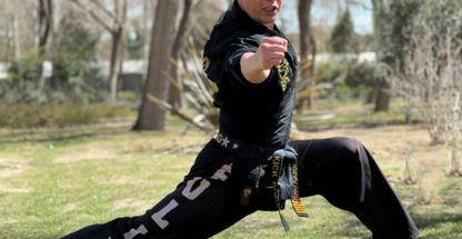 دفاع شخصی کیک بوکسینگ نرمشهای یوگا