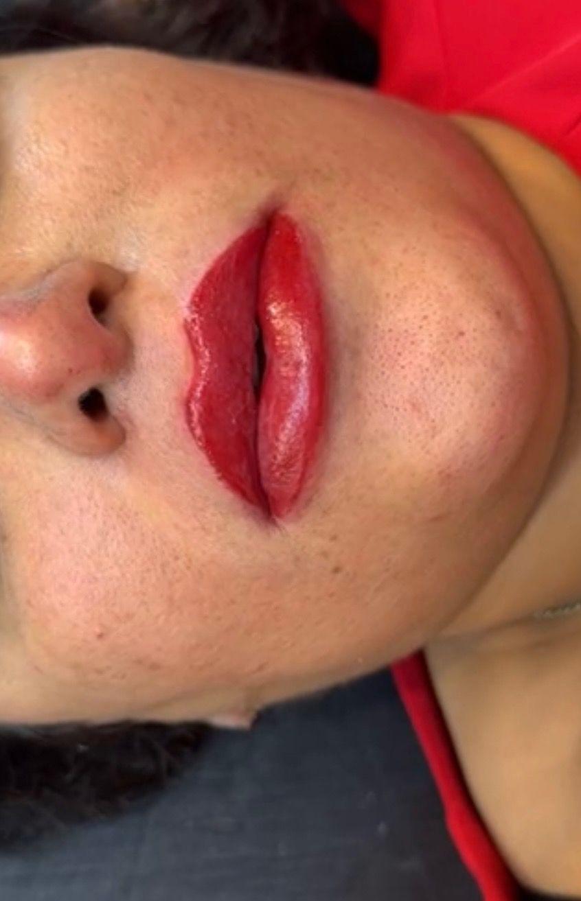 خدمات آرایش دائم سحرناز