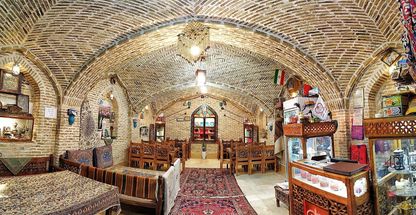 رستوران کلبه زعفرانی نایین