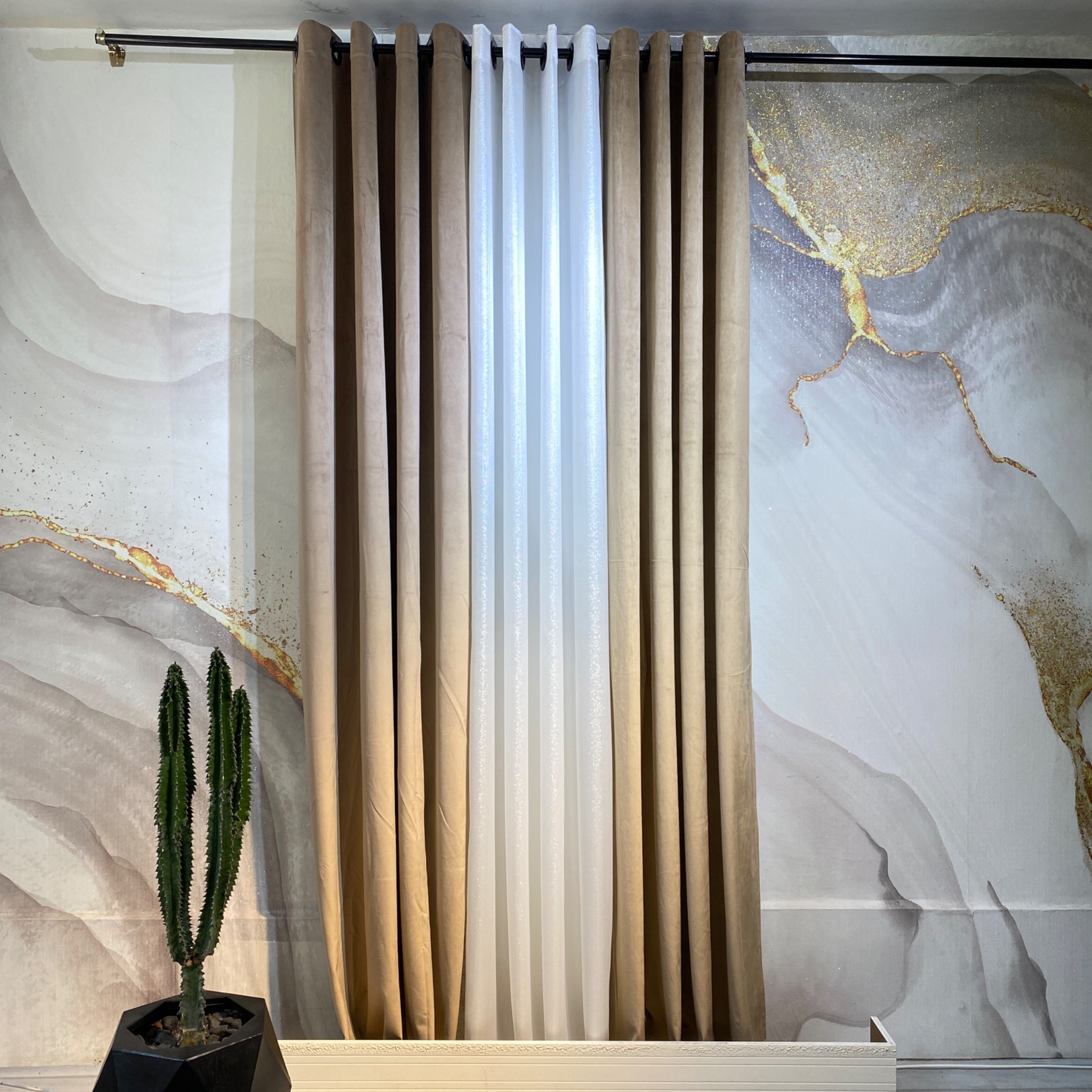 پرده فروشی پانی