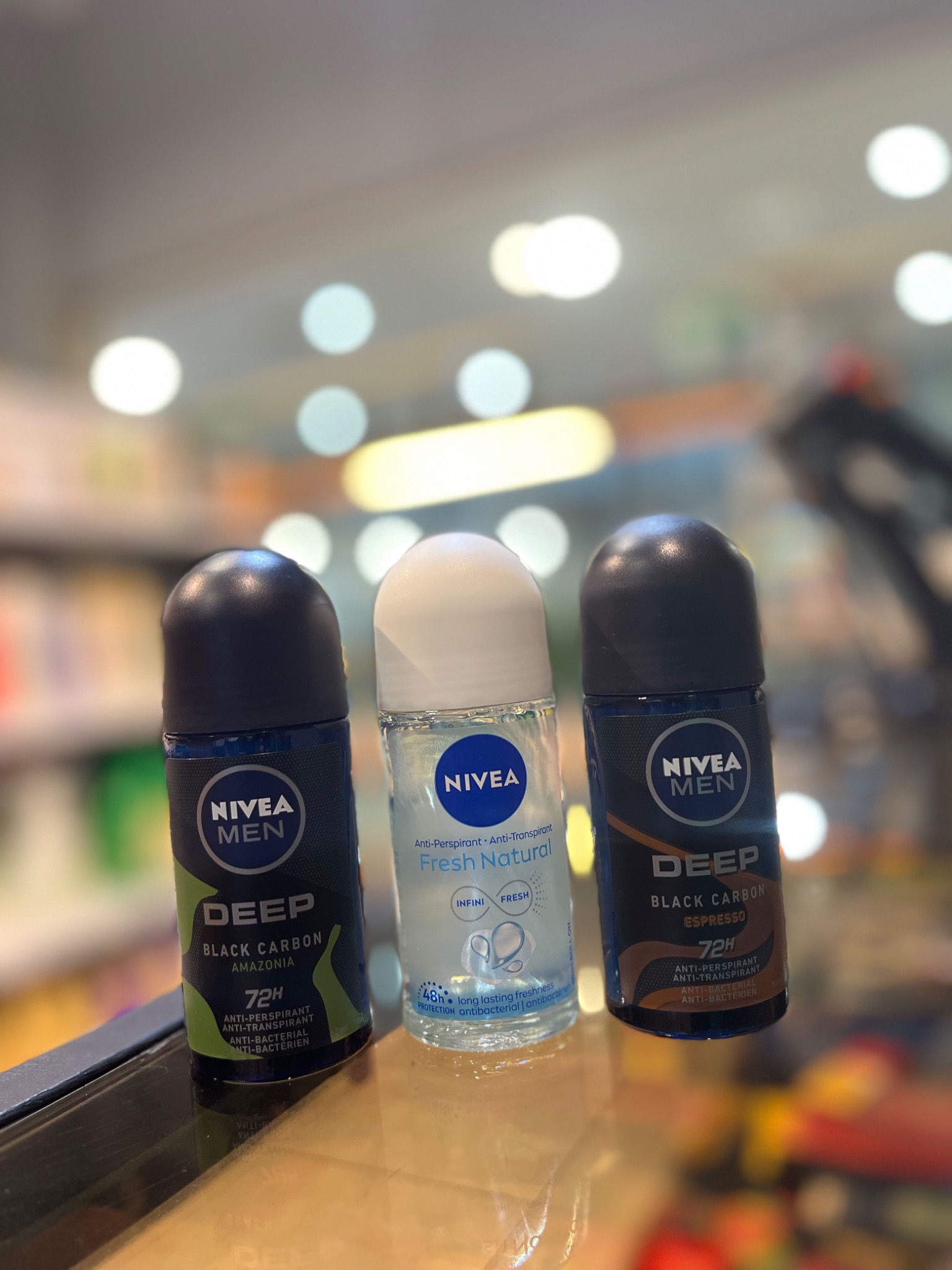 وارد کننده محصولات پوست و مو امیداستور