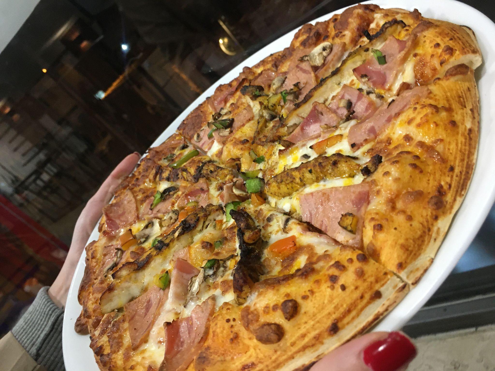 برگرو پیتزا