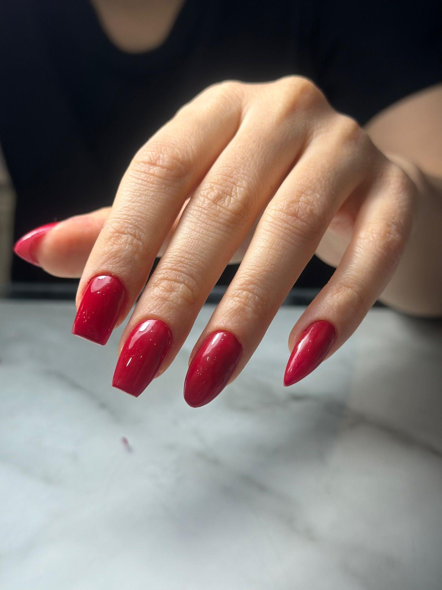 خدمات کاشت ناخن مسکن مهر فولاد شهر ماندانا طهماسبی