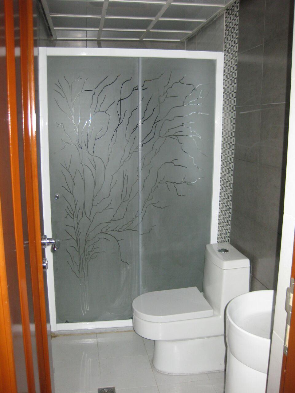 ساخت انواع کابین دوش لولایی و کشویی