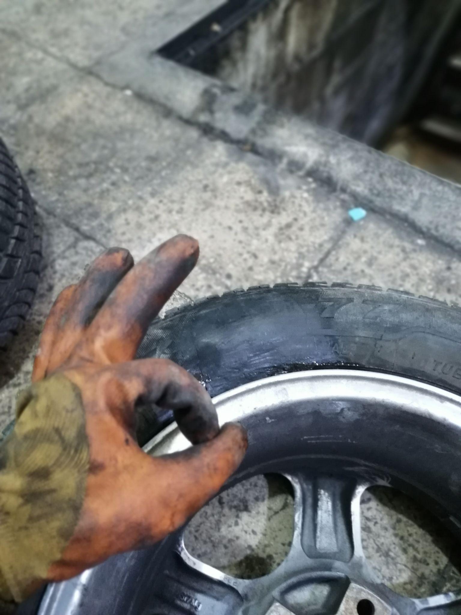 آپارات و تعمیر لاستیک صادقی