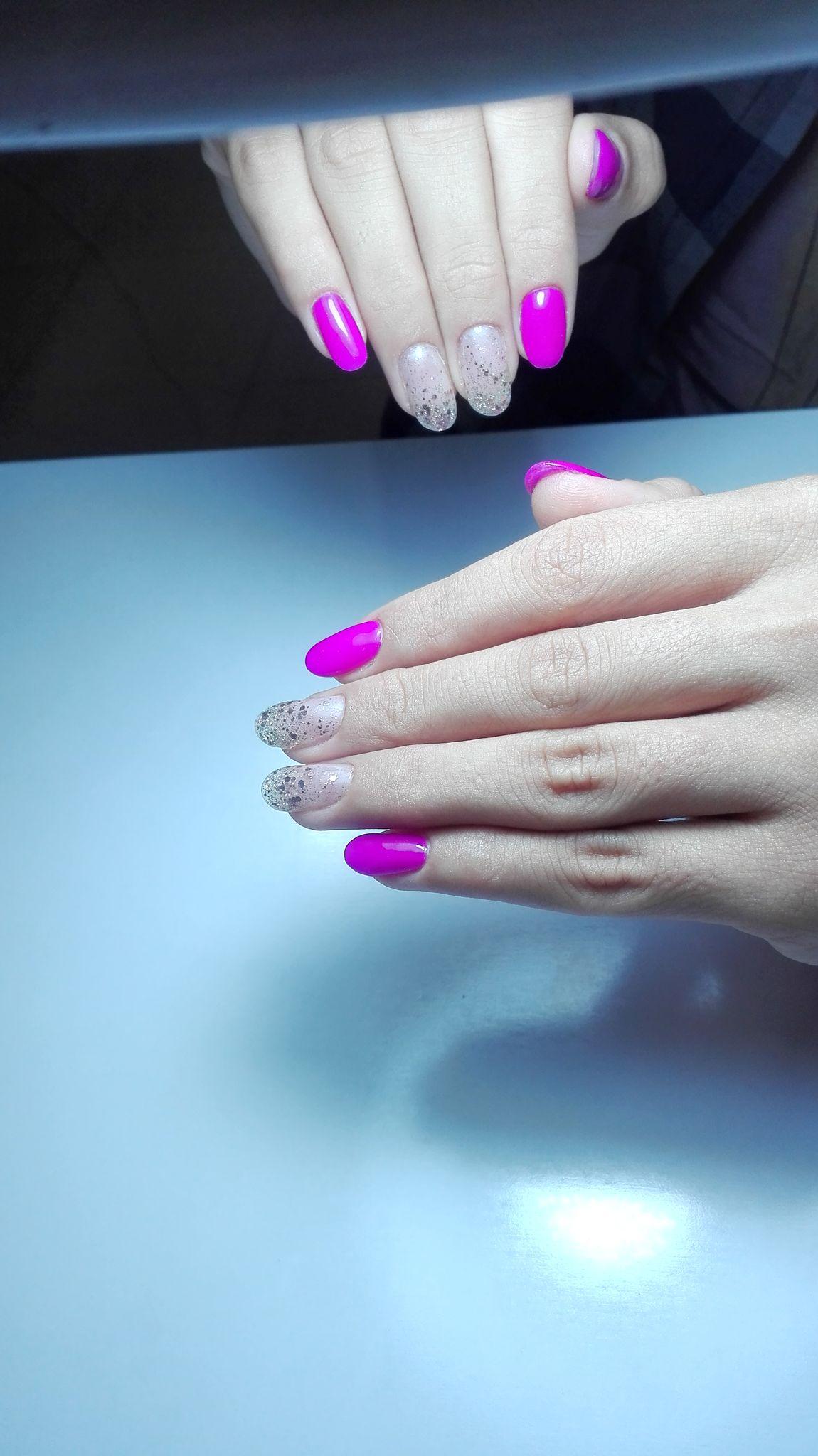 خدمات ناخن صنم