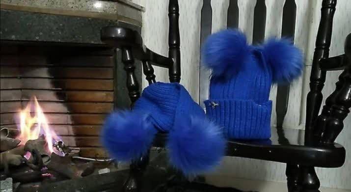 شال وکلاه پوم پوم