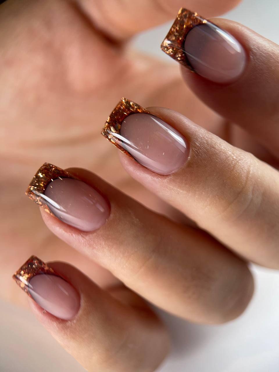 اپیلاسیون فوق حرفه ای ومرکز ناخن و ماساژ و پدیکور