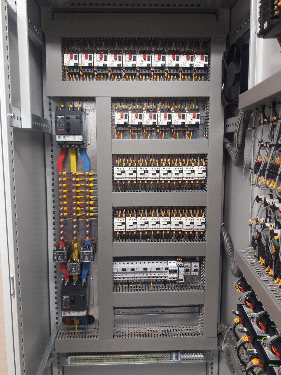 تابلو برق و مونتاژ و هوشمندسازی ساختمان