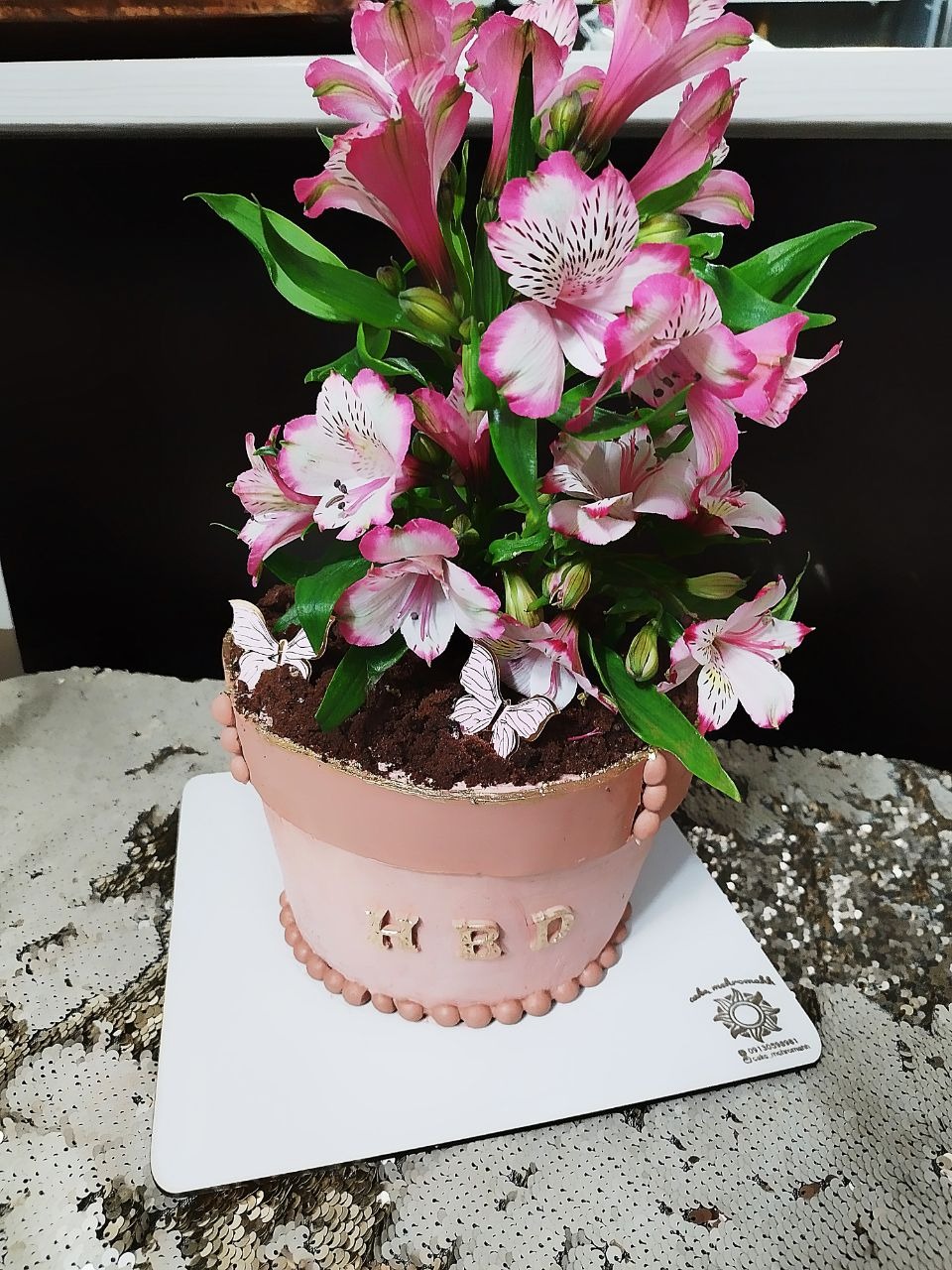 کیک و شیرینی مهروماه