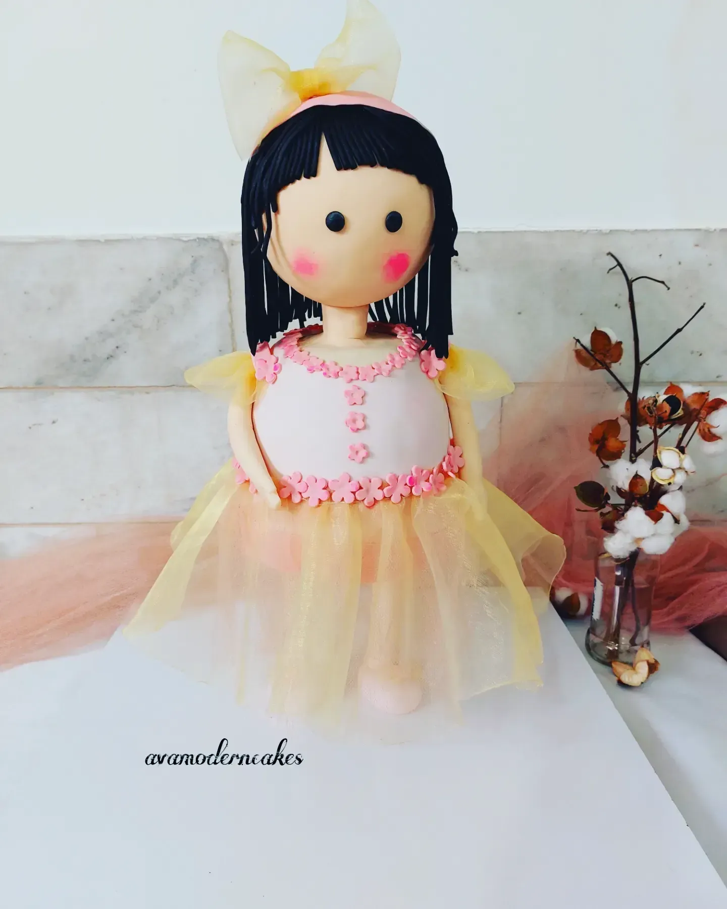 آوا مدرن کیک