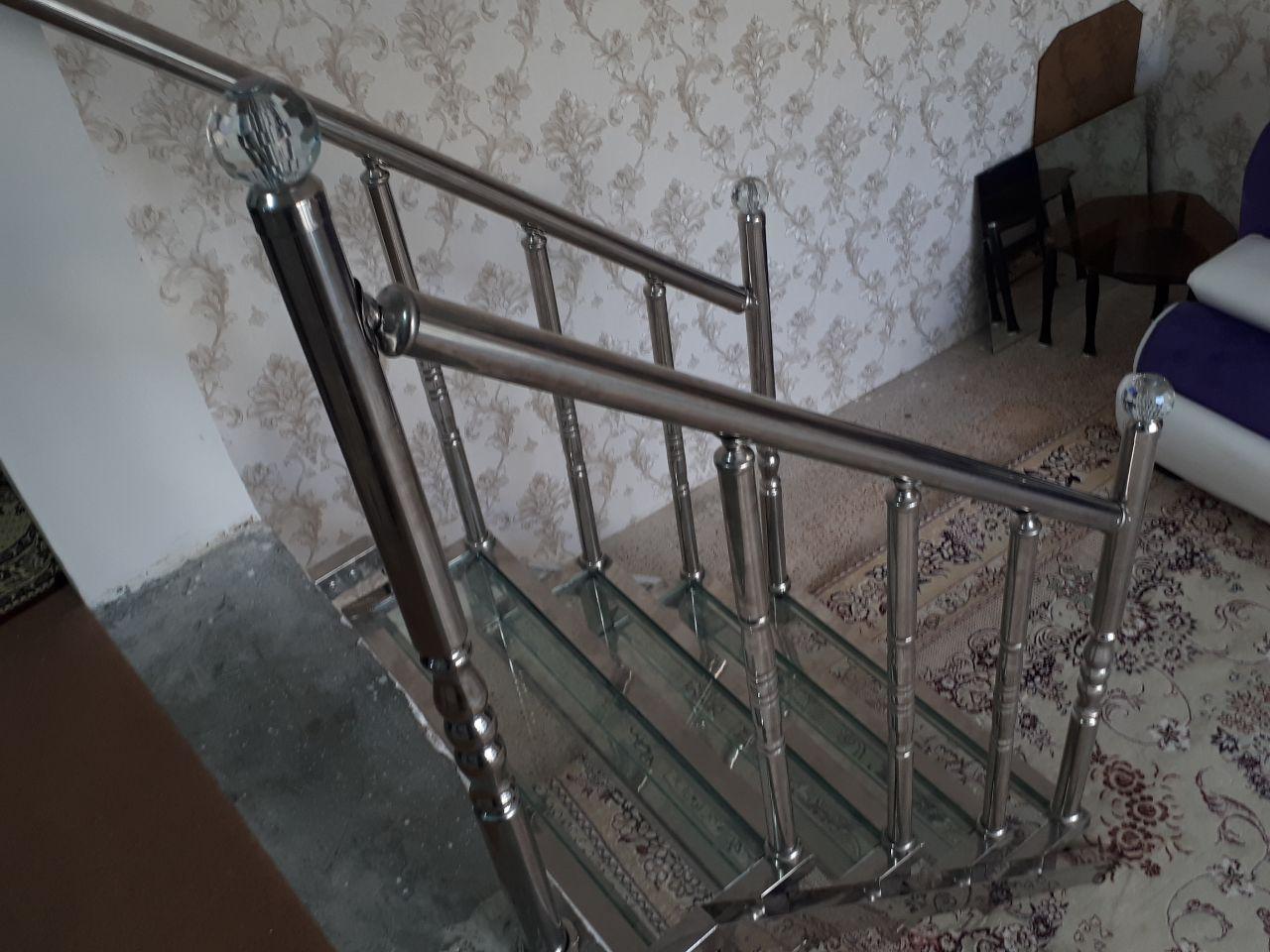 نصاب نرده ، درب و حفاظ استیل(کاظمی)