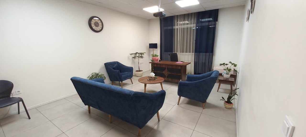 روانشناس و زوج درمانگر حسام جعفری