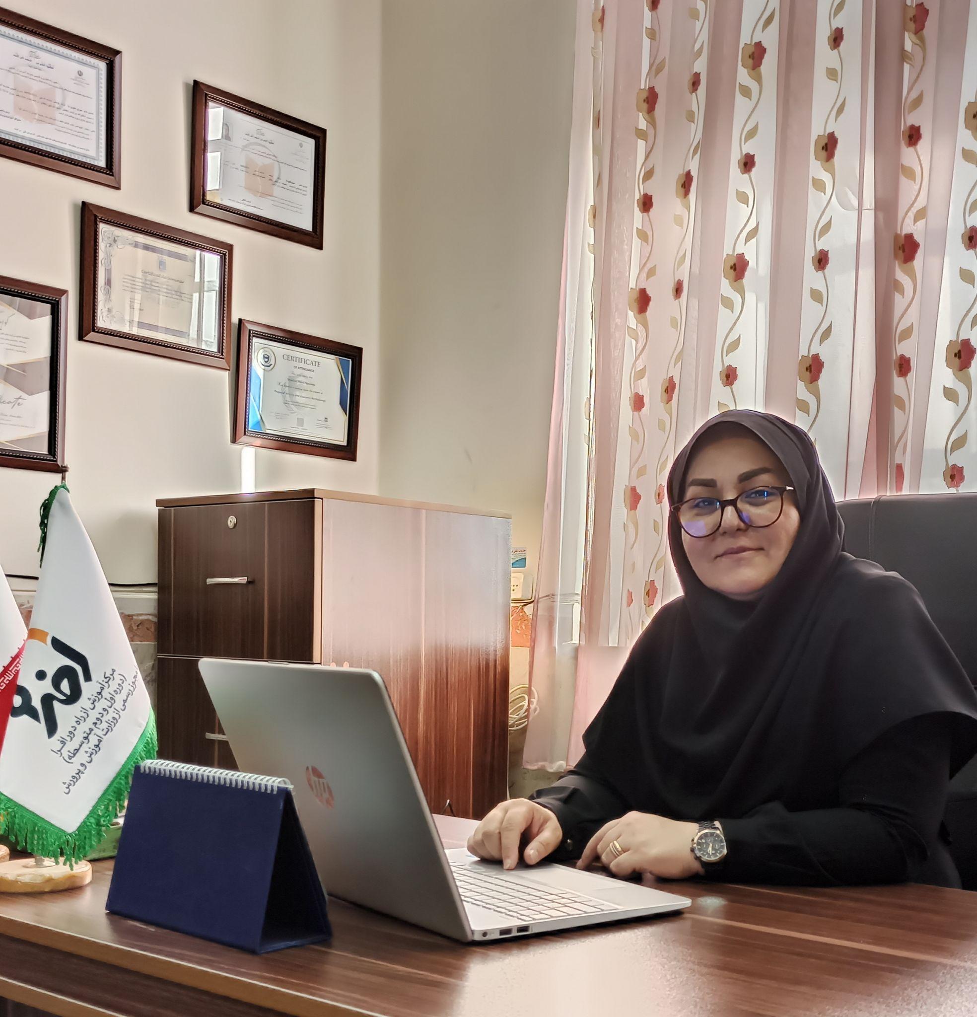 مدرسه آموزش از راه دور دخترانه افرا در زنجان (هفتم تا دوازدهم)