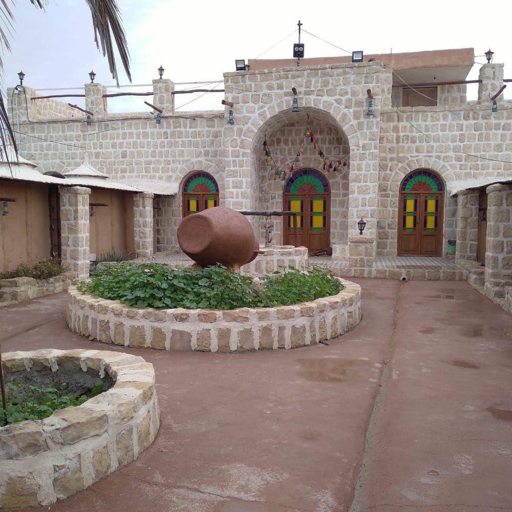 اقامتگاه سنتی ارسطو بندرامام حسن