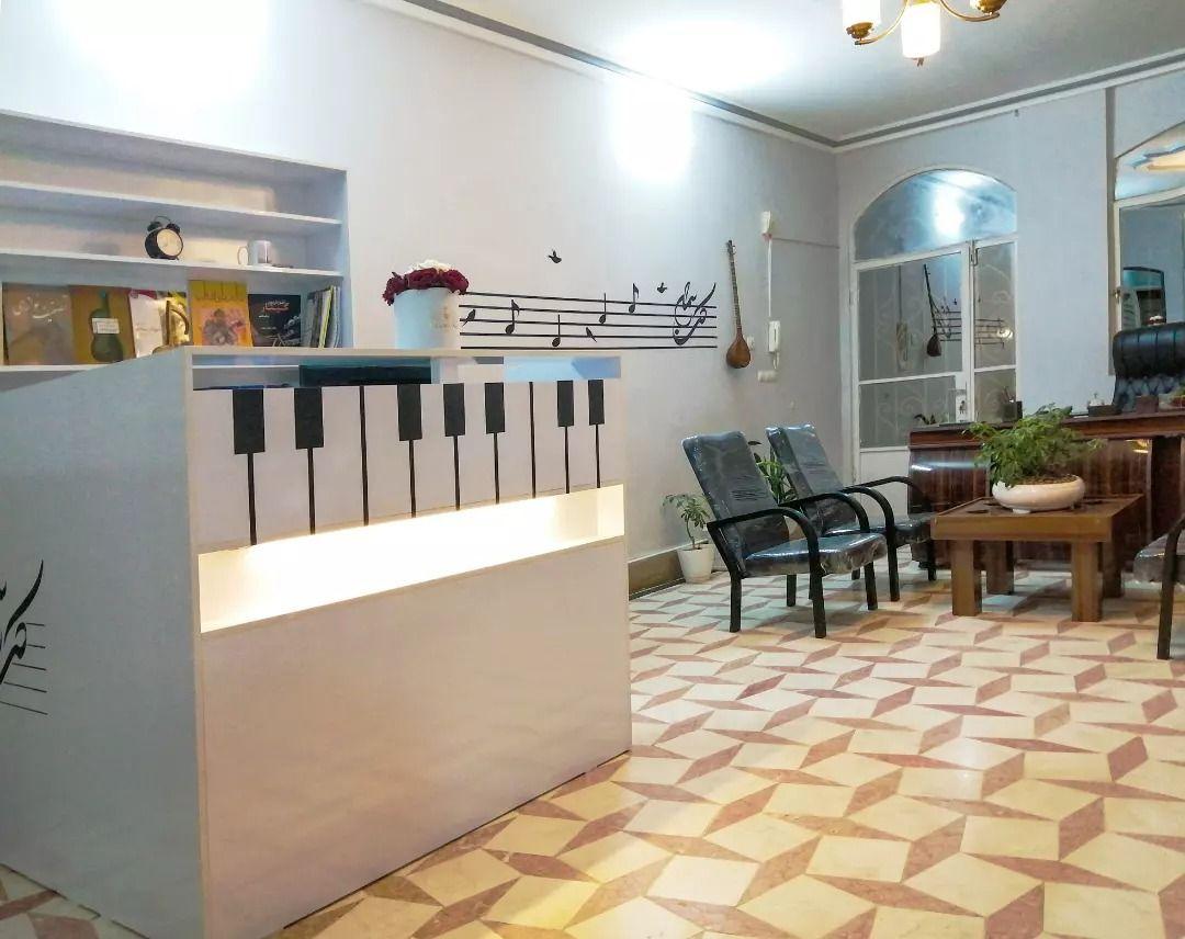 آموزشگاه موسیقی کرشمه