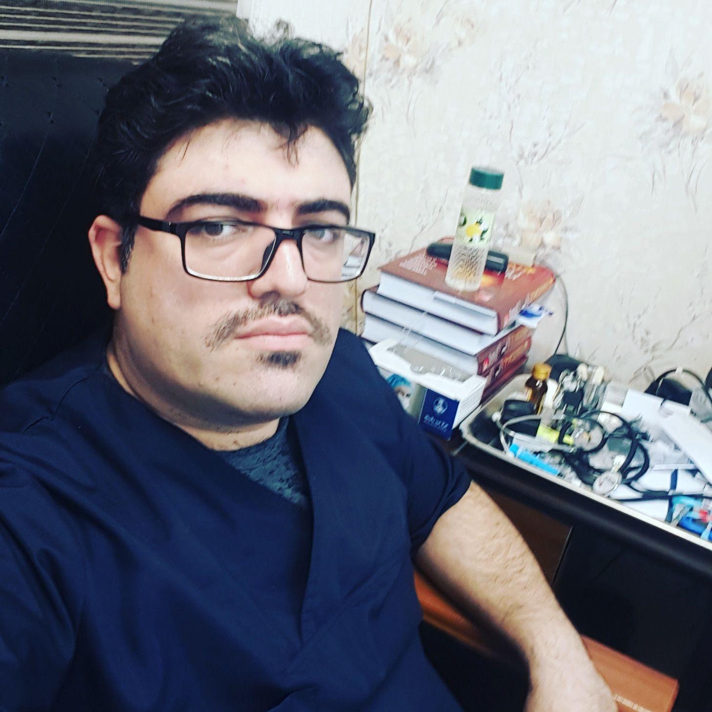 دکتر محسن علیلو متخصص داخلی